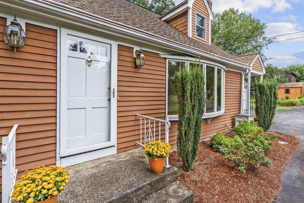 730 Lindsey St, Attleboro, MA Photo #3