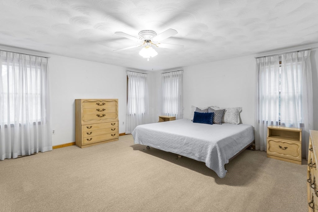 730 Lindsey St, Attleboro, MA Photo #18