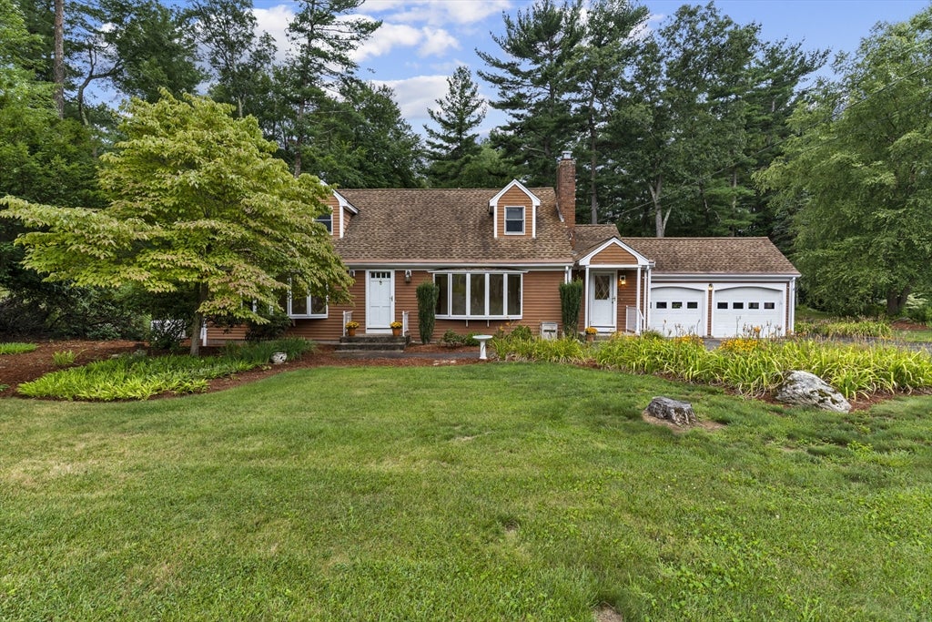 Photo of 730 Lindsey St, Attleboro, MA