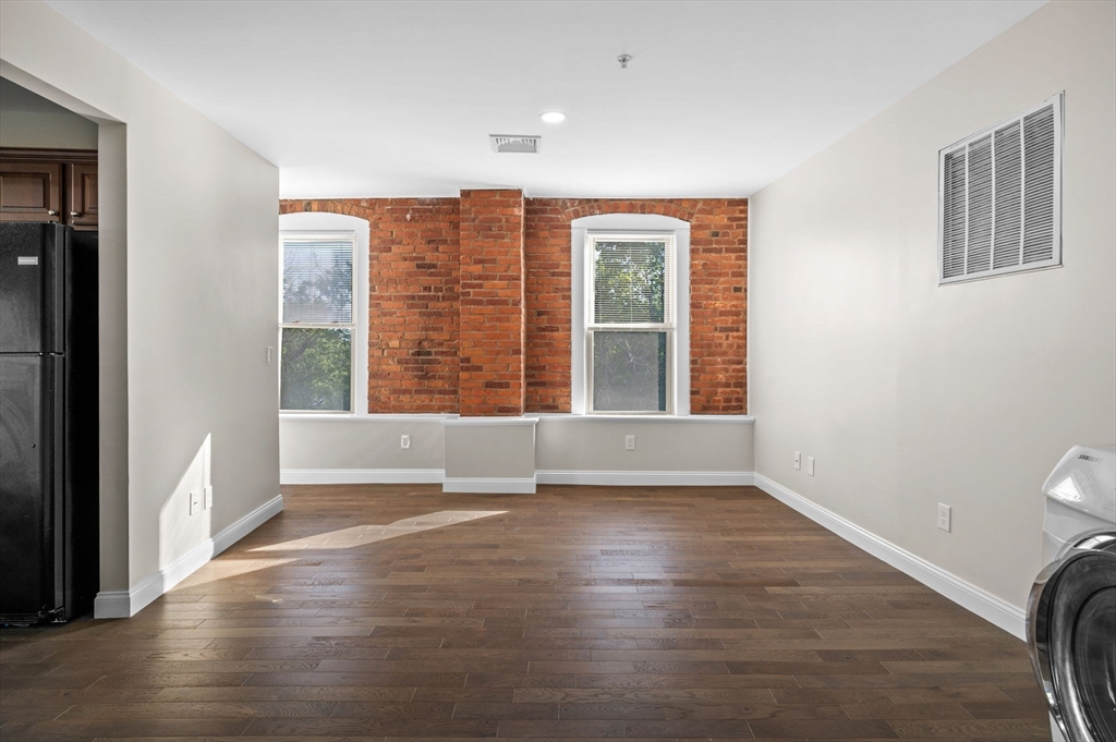 72 River Street 8
