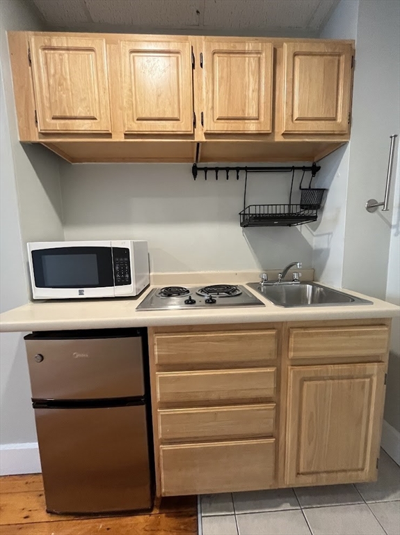 505 Beacon 13