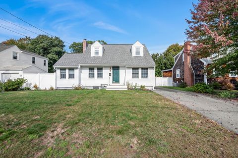 53 Parkside Ave Braintree MA 02184