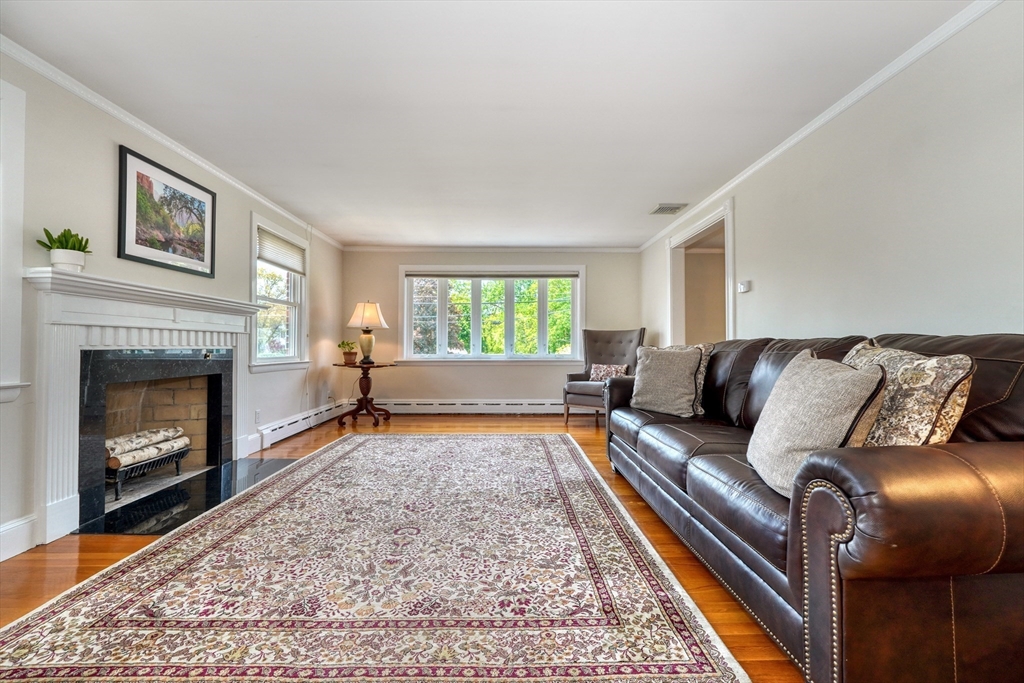 77 Norton Drive
