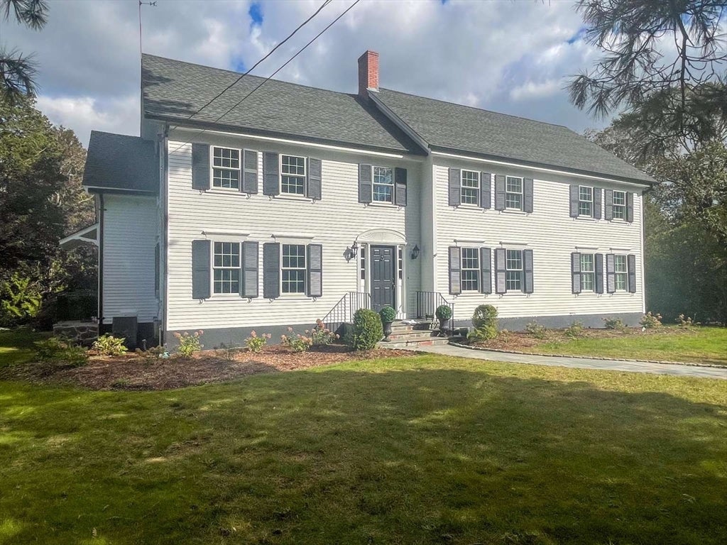 512 River Road, Westport, MA Photo #1