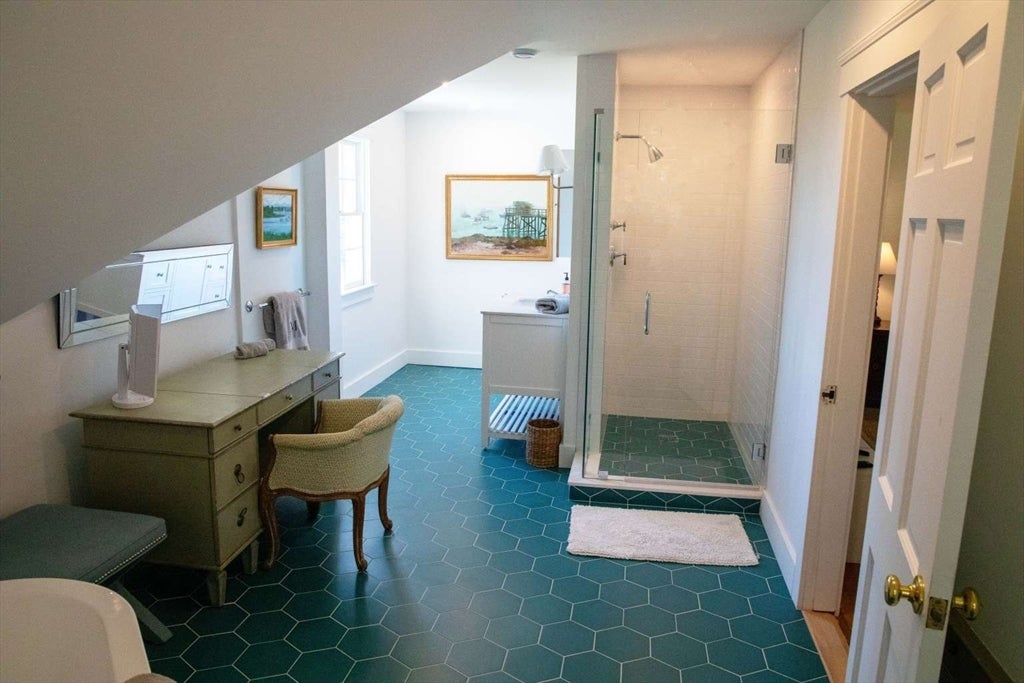 512 River Road, Westport, MA Photo #24