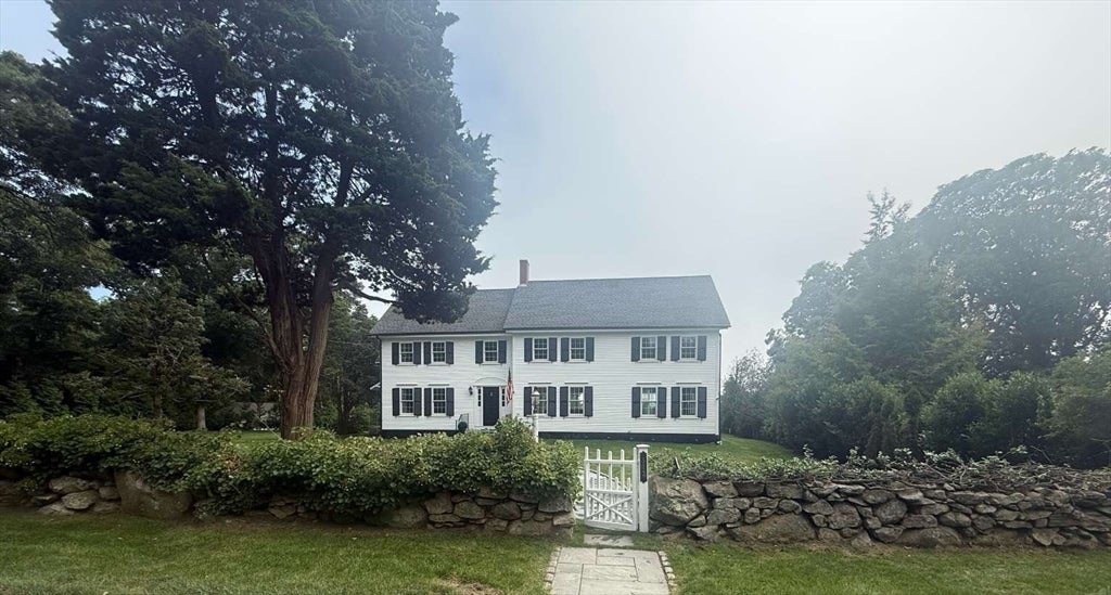 Photo: 512 River Road, Westport, MA