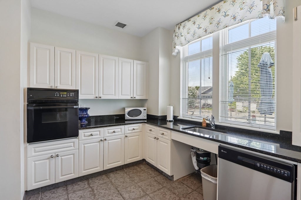 501 Commerce Dr #3211, Braintree, MA, 501 Commerce Dr #3211, Braintree, MA Photo #27
