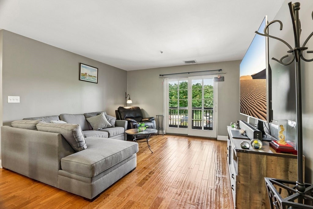 501 Commerce Dr #3211, Braintree, MA, 501 Commerce Dr #3211, Braintree, MA Photo #4