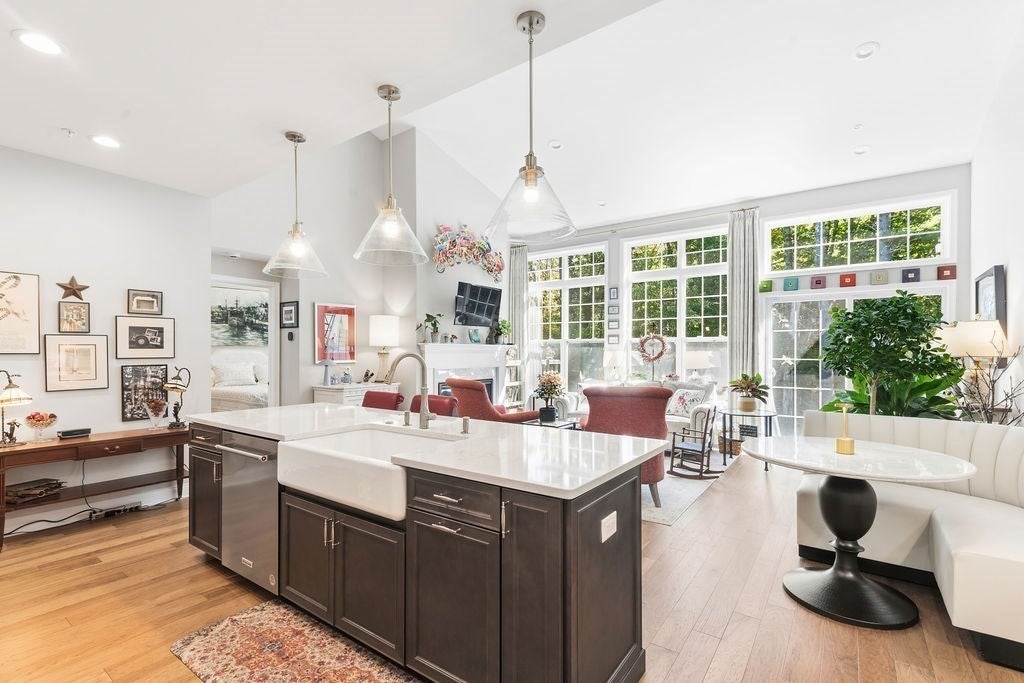 12 Plimpton Farm Rd #12, Millis, MA, 12 Plimpton Farm Rd #12, Millis, MA Photo #7