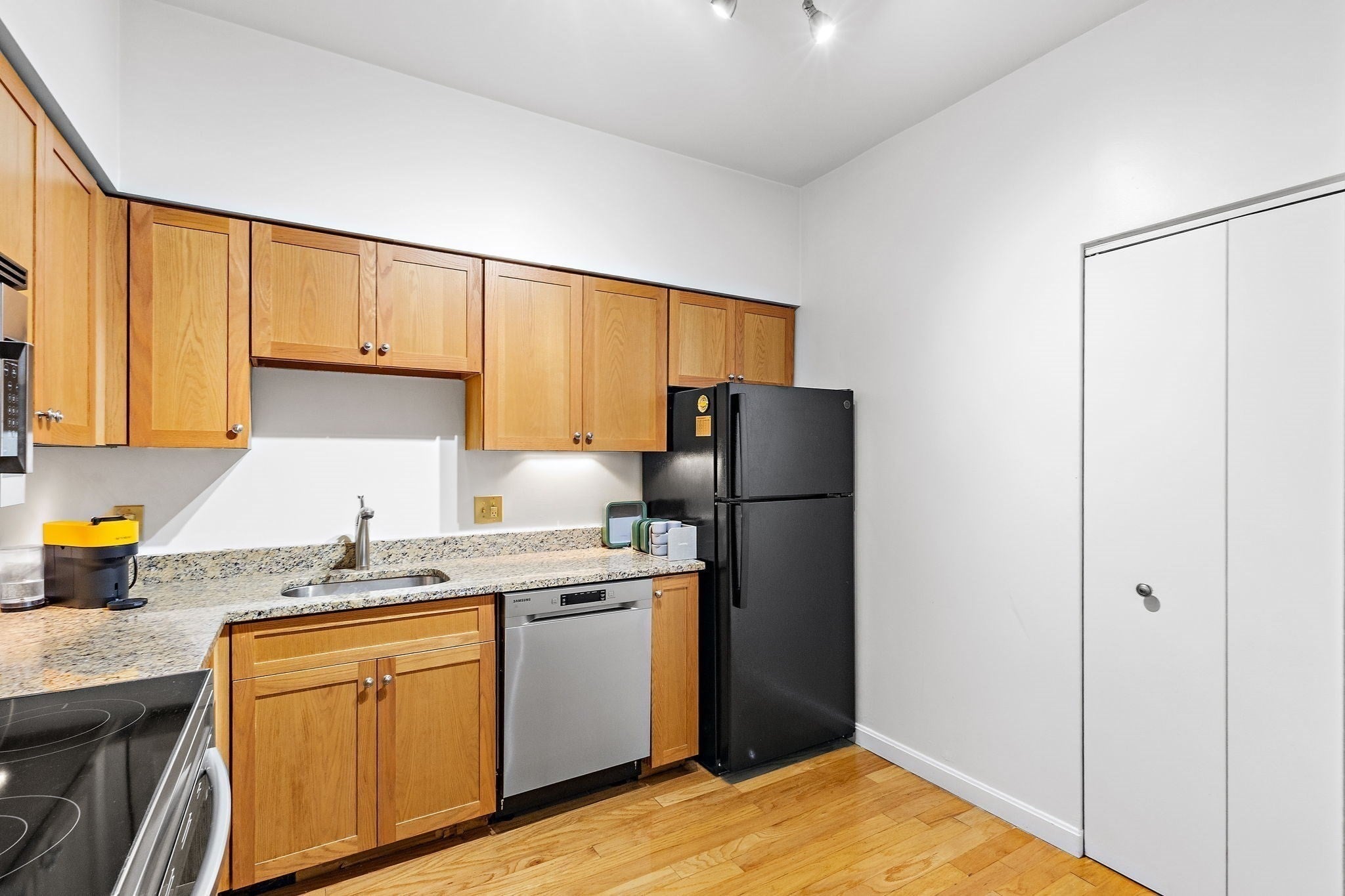 106 13th Street 216