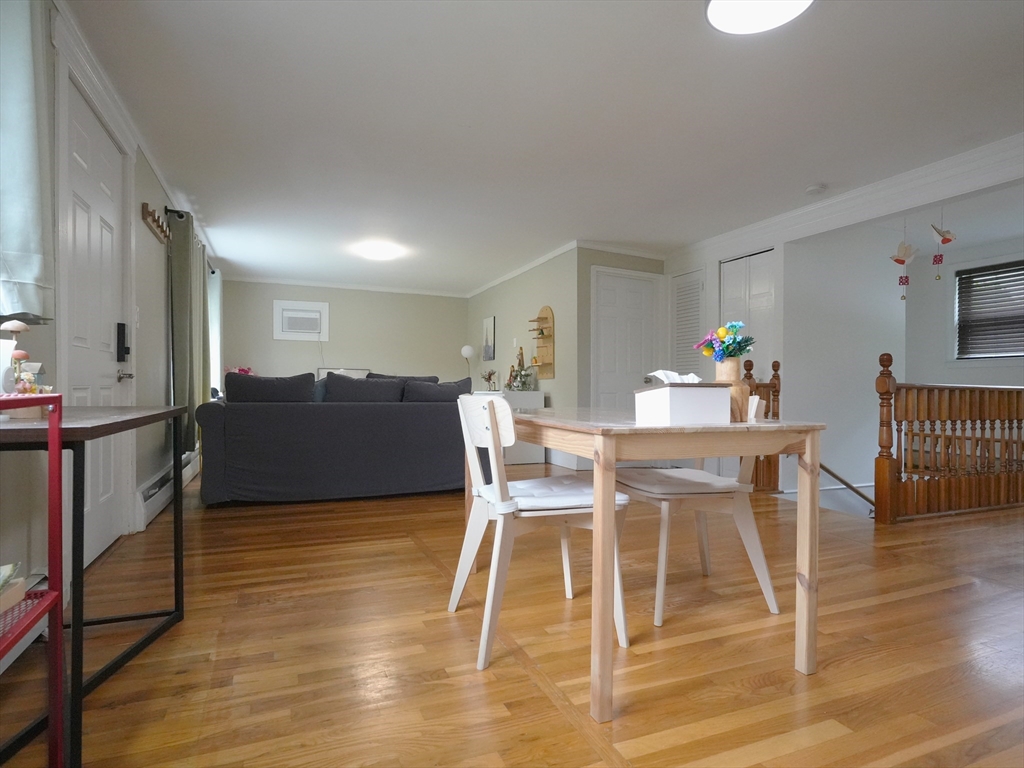 347 Lexington St