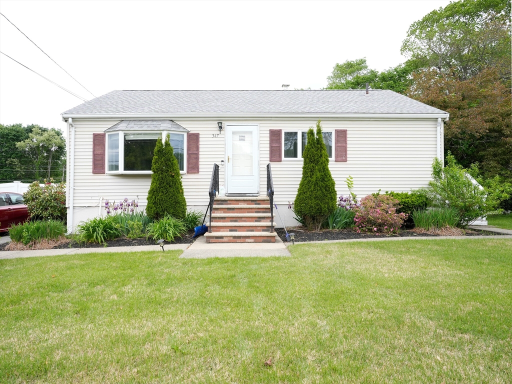 347 Lexington St