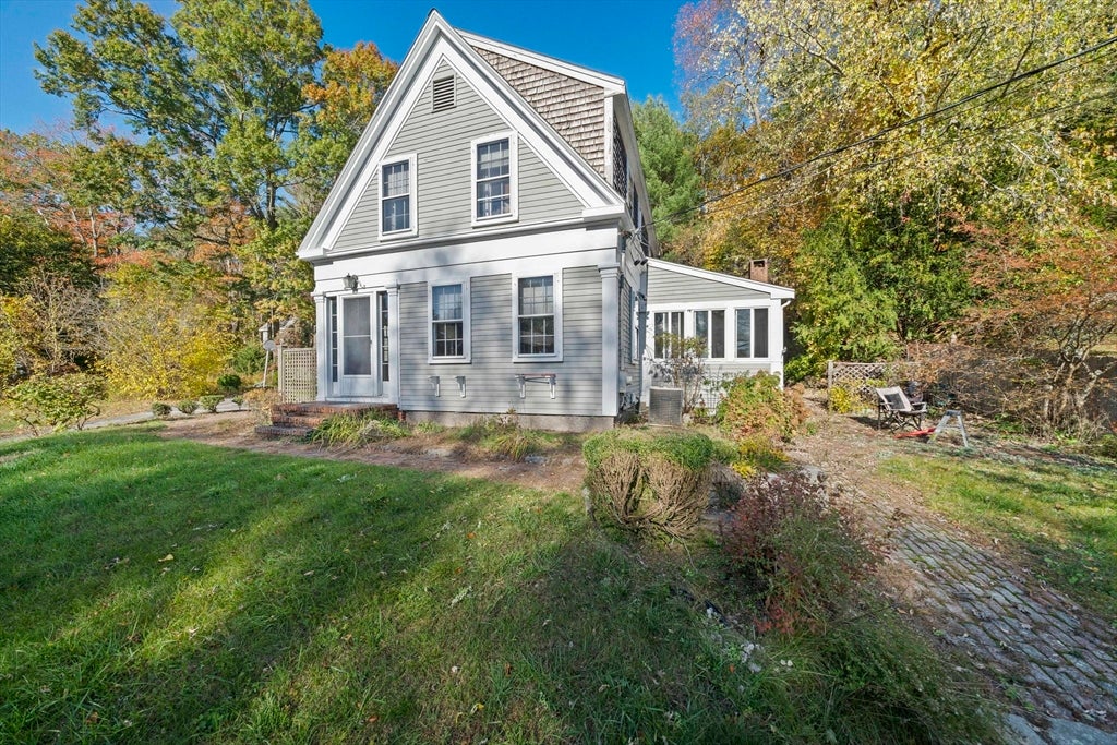 26 Church St