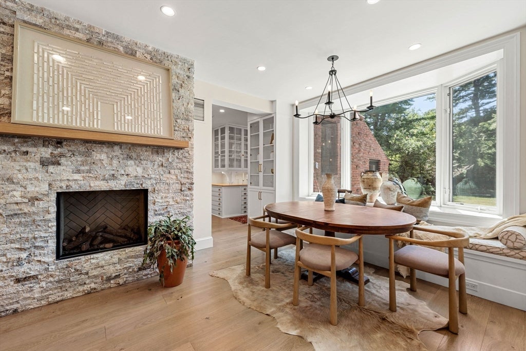 372 Warren St, Brookline, MA, 372 Warren St, Brookline, MA Photo #15