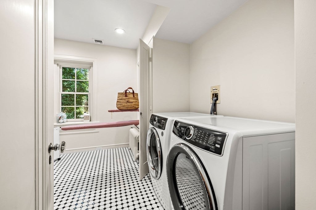 372 Warren St, Brookline, MA, 372 Warren St, Brookline, MA Photo #34