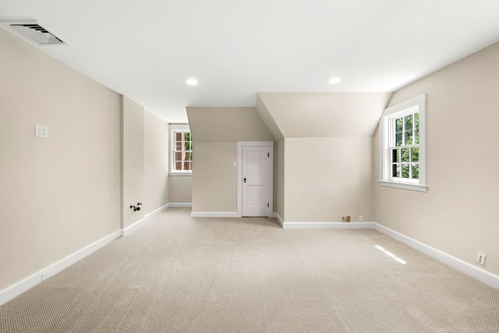 372 Warren St, Brookline, MA, 372 Warren St, Brookline, MA Photo #31