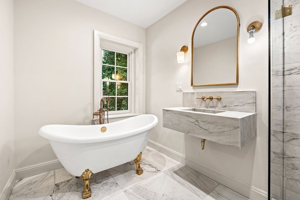 372 Warren St, Brookline, MA, 372 Warren St, Brookline, MA Photo #29