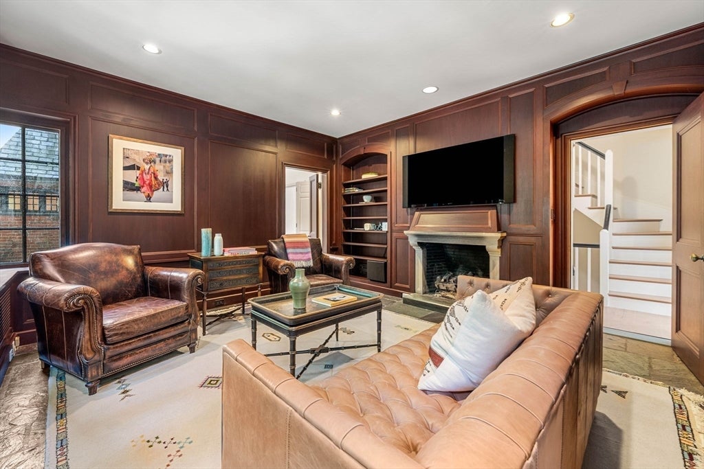 372 Warren St, Brookline, MA, 372 Warren St, Brookline, MA Photo #18