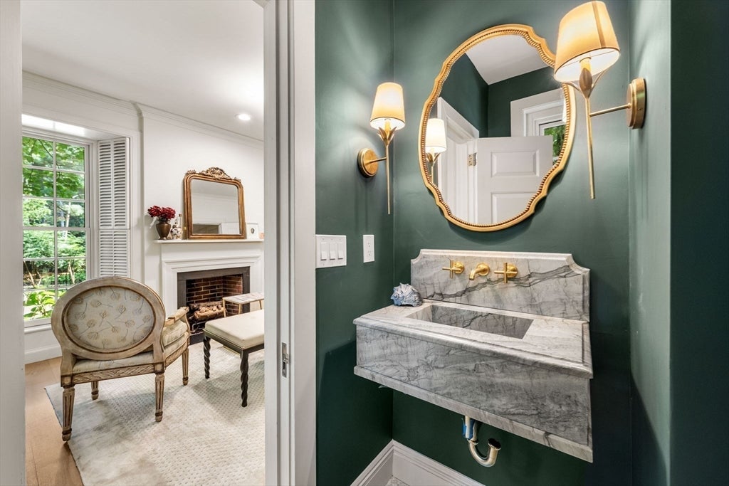 372 Warren St, Brookline, MA, 372 Warren St, Brookline, MA Photo #21
