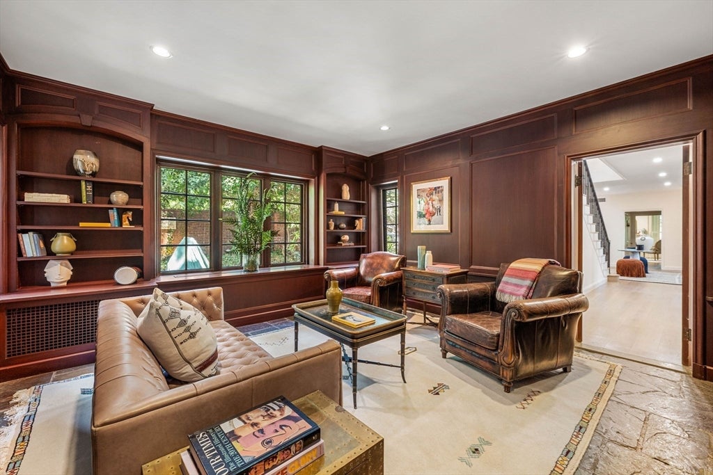 372 Warren St, Brookline, MA, 372 Warren St, Brookline, MA Photo #19