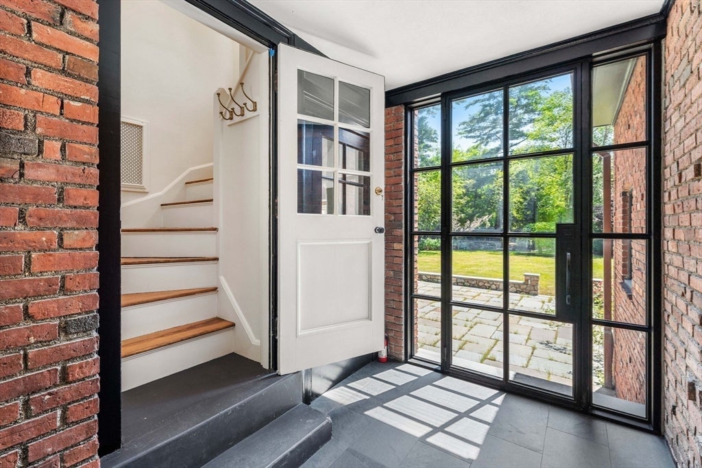 372 Warren St, Brookline, MA, 372 Warren St, Brookline, MA Photo #37