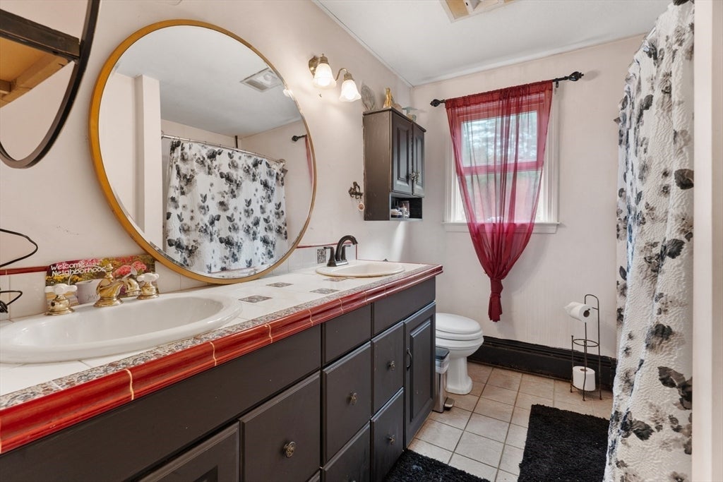 1236 Woonsocket Hill Road, North Smithfield, RI, 1236 Woonsocket Hill Road, North Smithfield, RI Photo #23