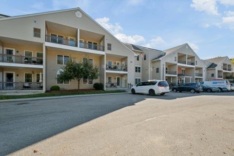 Photo of 216 Reservoir St #102, Holden, MA 01520 (MLS # 73593799)