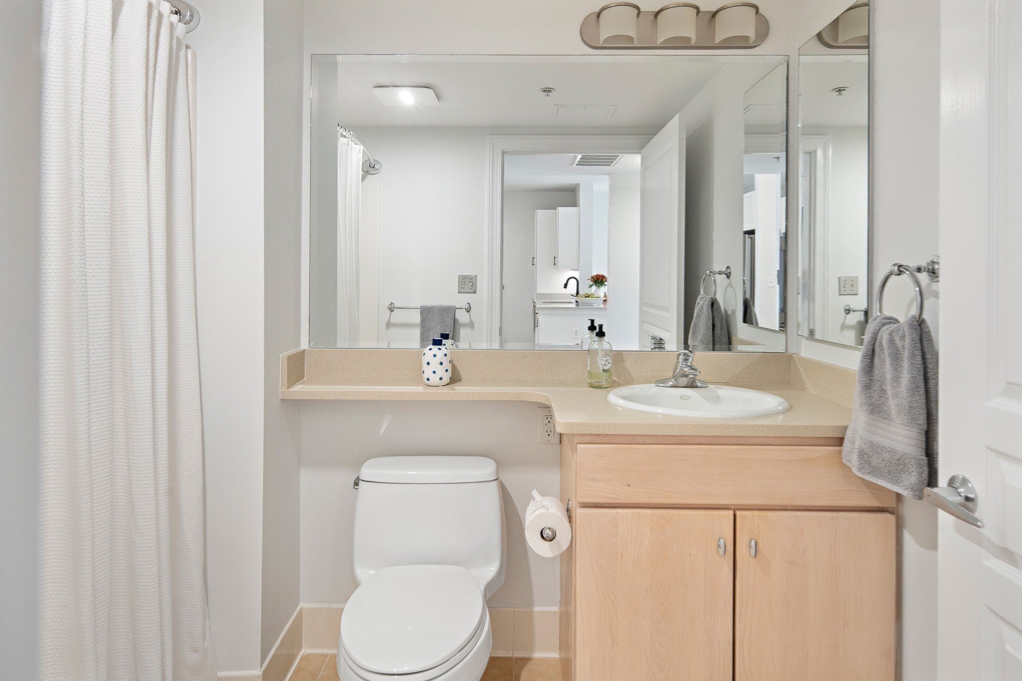 4 Repton Circle #4209, Watertown, MA, 4 Repton Circle #4209, Watertown, MA Photo #12