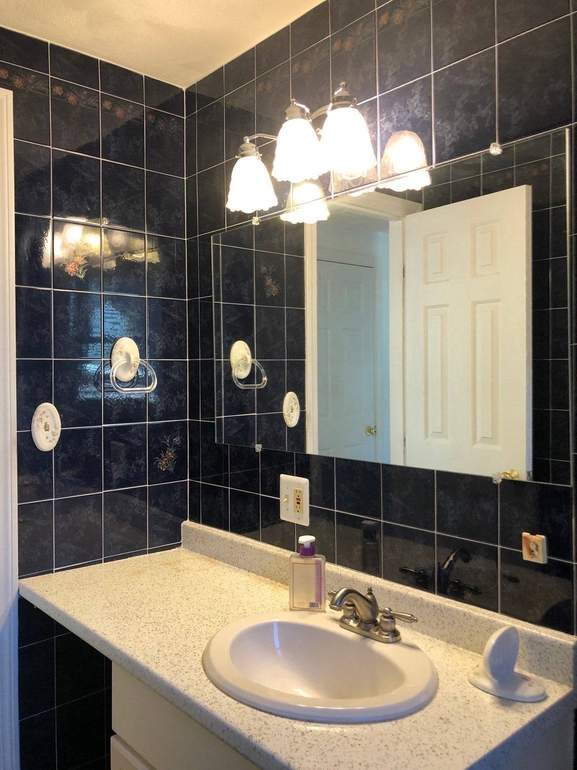 448 Essex St, Beverly, MA, 448 Essex St, Beverly, MA Photo #6
