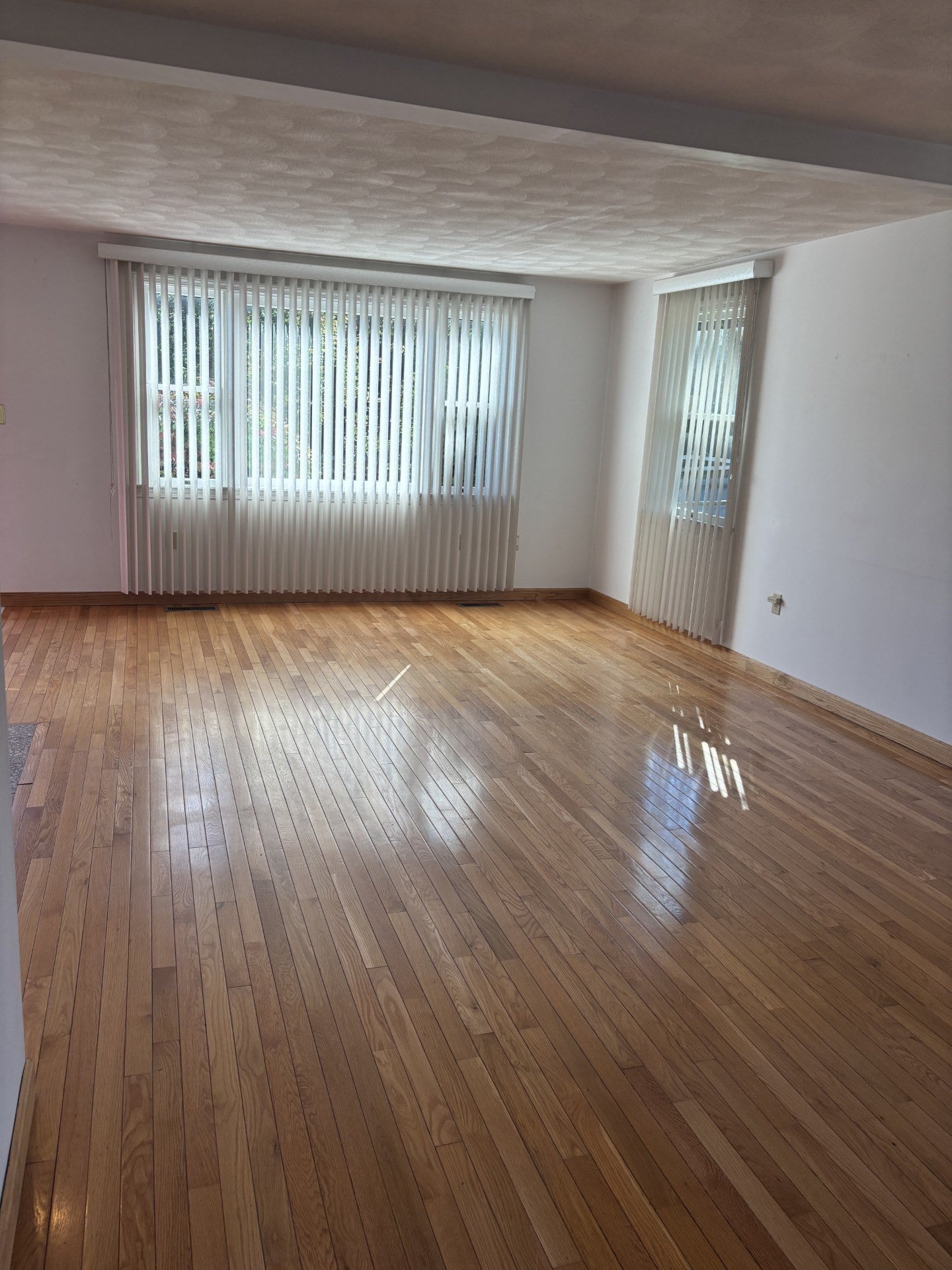 448 Essex St, Beverly, MA, 448 Essex St, Beverly, MA Photo #24