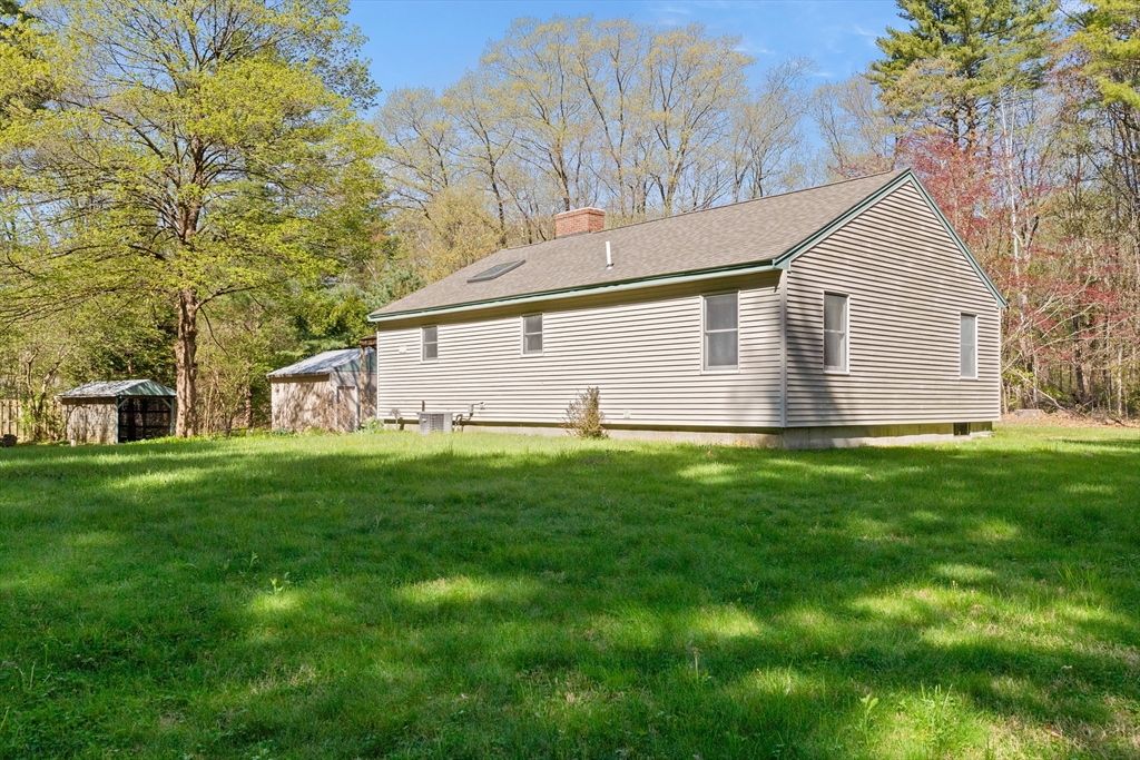 93 Hadley Rd, Merrimac, MA Photo #33