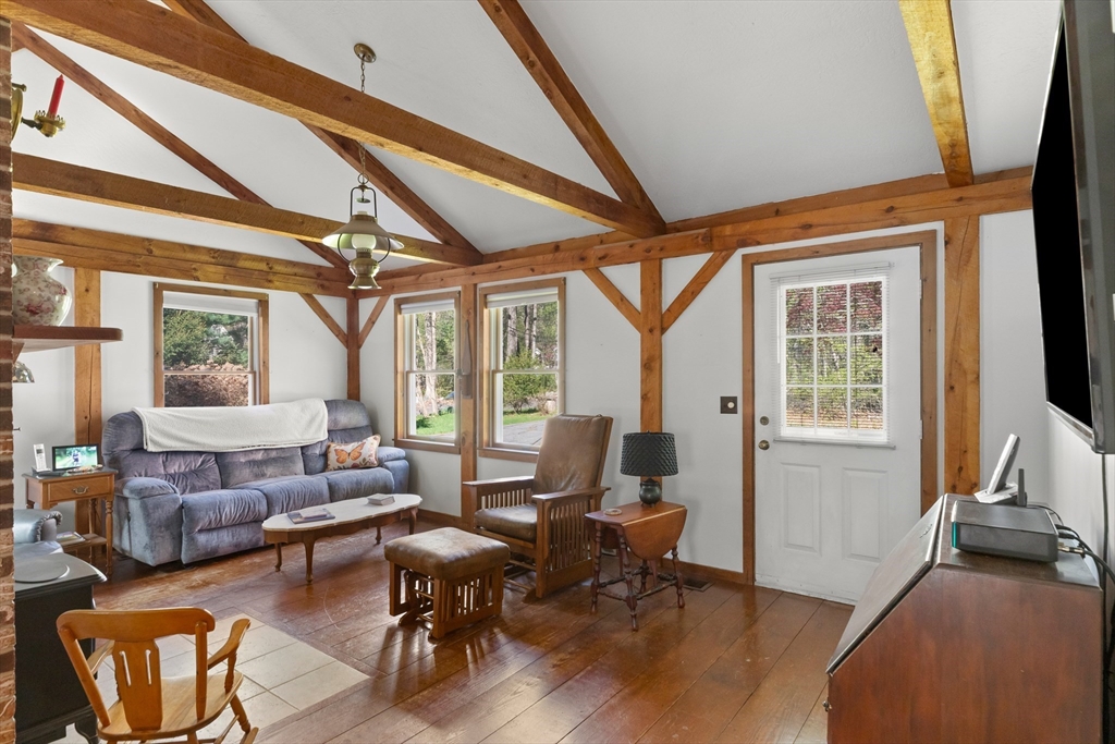 93 Hadley Rd, Merrimac, MA Photo #13
