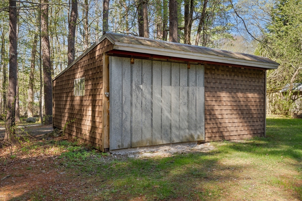 93 Hadley Rd, Merrimac, MA Photo #10