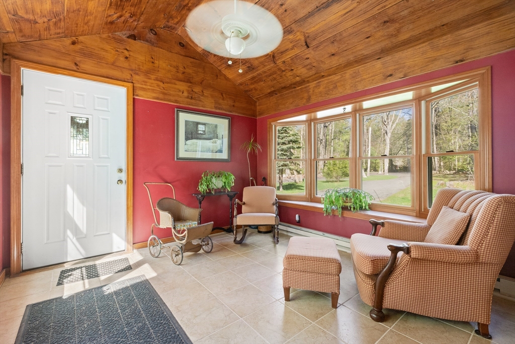 93 Hadley Rd, Merrimac, MA Photo #19