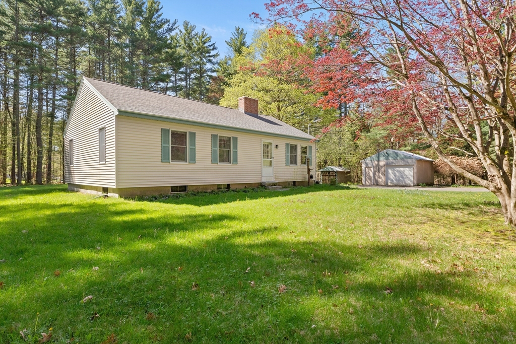 93 Hadley Rd, Merrimac, MA Photo #4