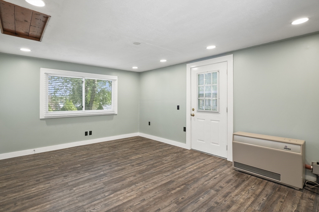 3 Chase Avenue