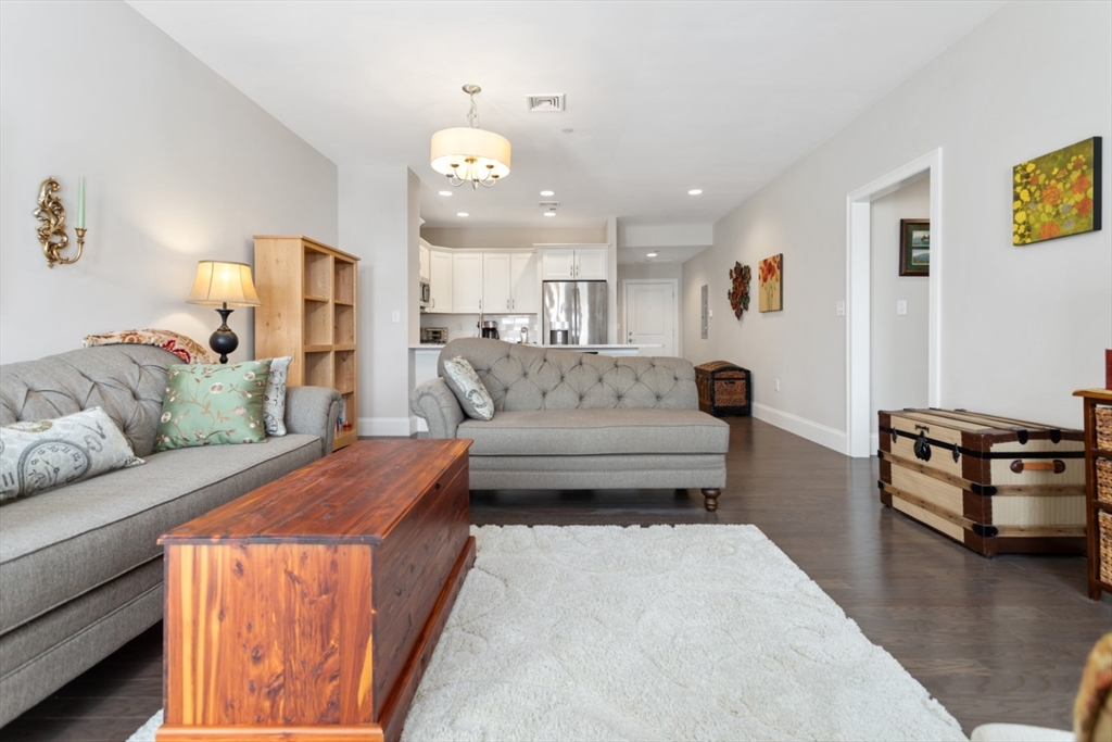 441 Essex Street 302