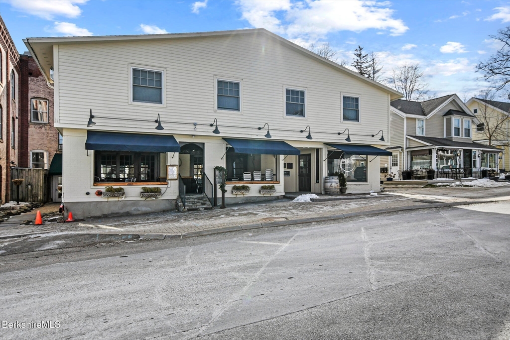 34 Church St 2A