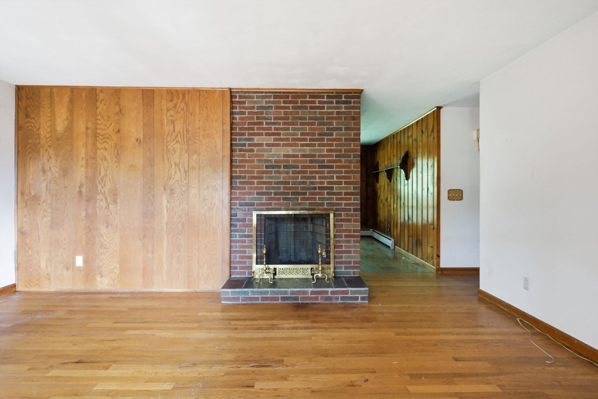 46 Spencer St, Agawam, MA Photo #14