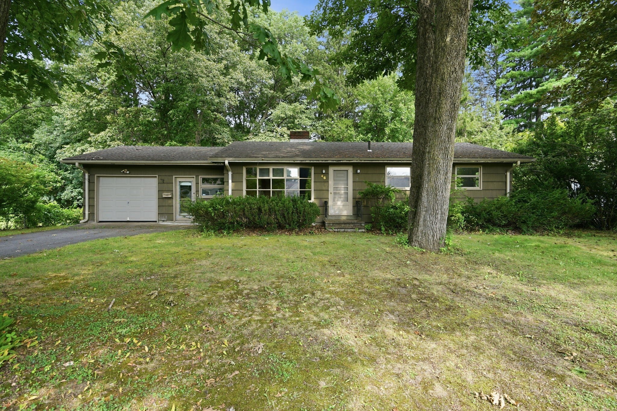 46 Spencer St, Agawam, MA Photo #1
