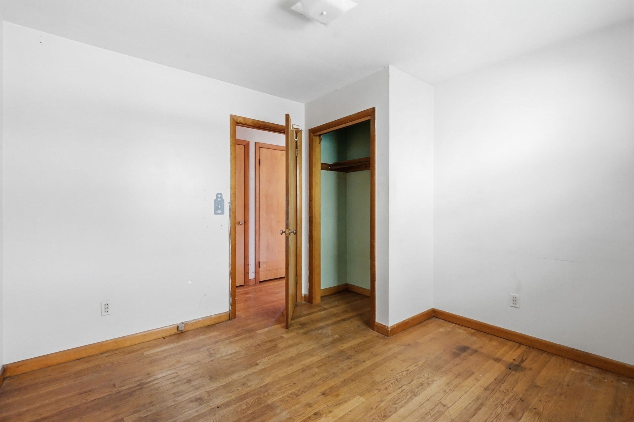46 Spencer St, Agawam, MA Photo #16