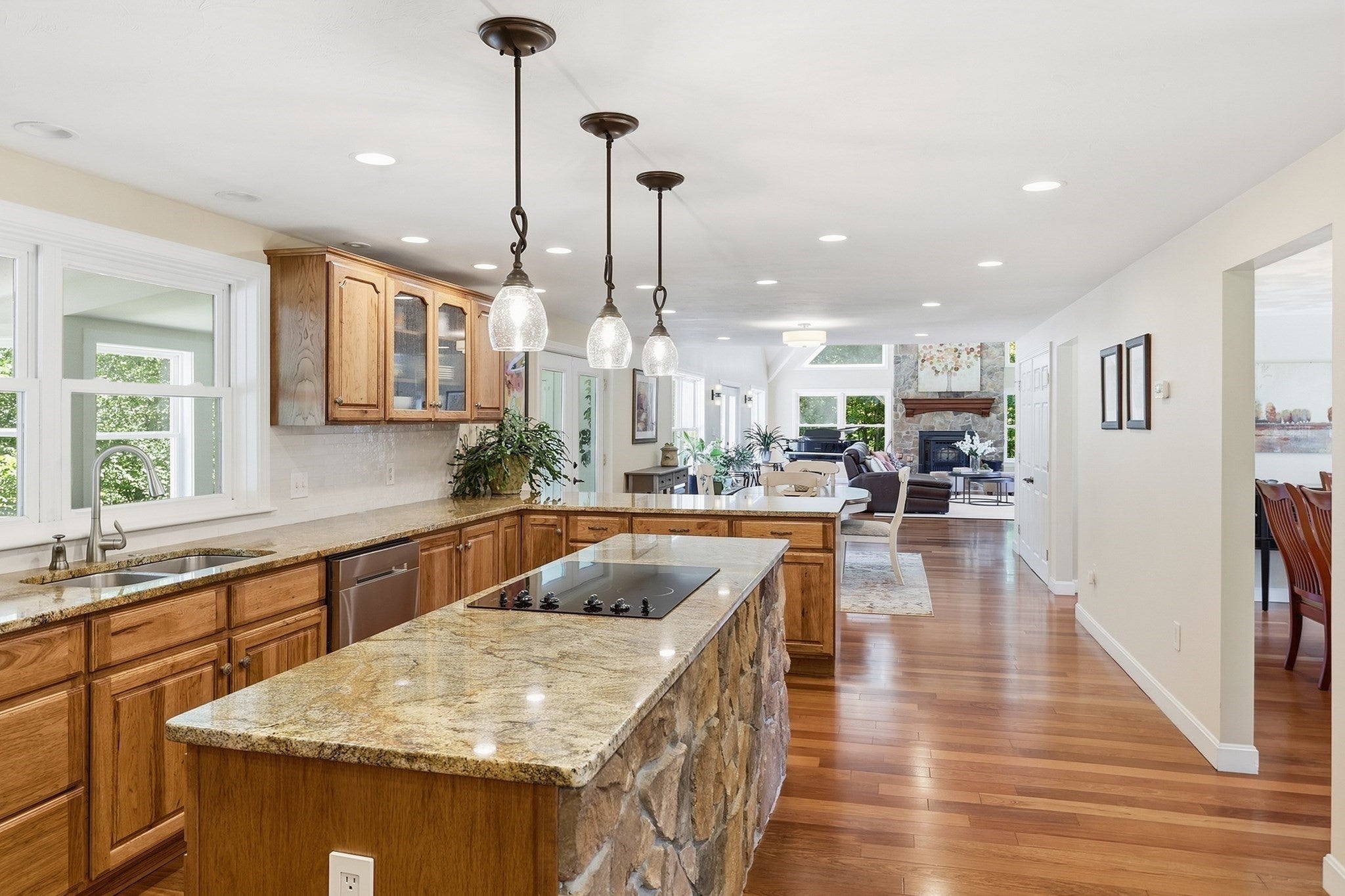 33 Wheeler Rd, Bolton, MA, 33 Wheeler Rd, Bolton, MA Photo #10