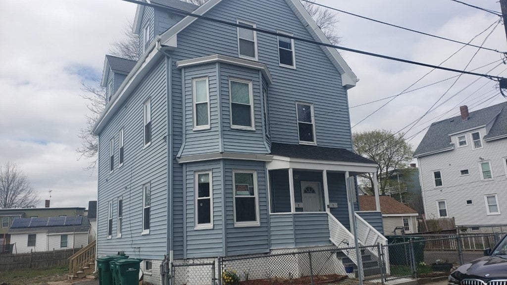 Photo of 13 Elmwood Ave, Lynn, MA