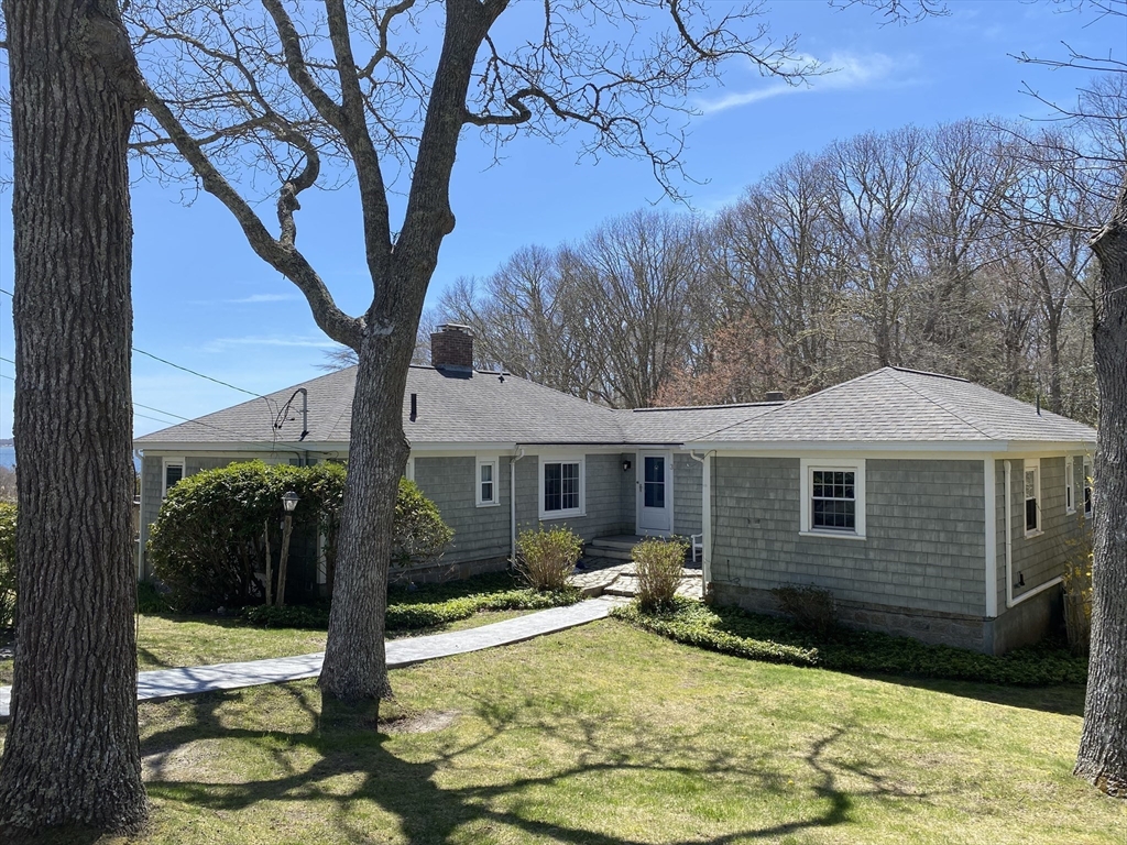 3 Woodlawn Ave