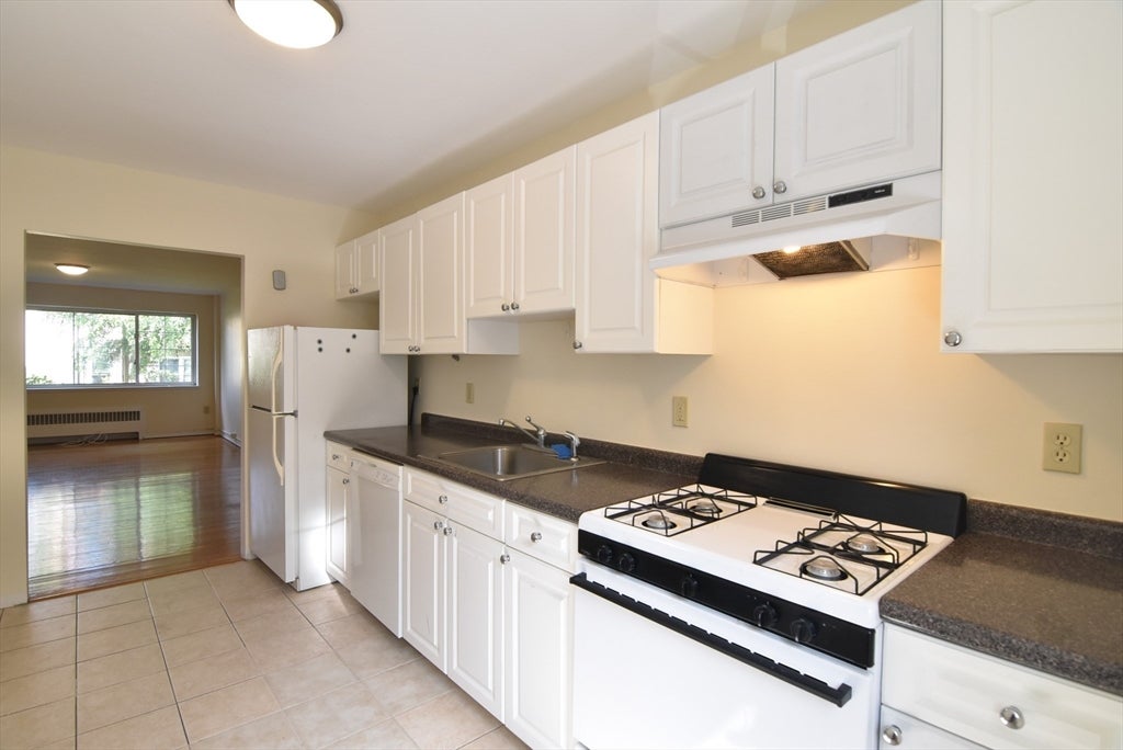 45 Green ST #4, Brookline, MA, 45 Green ST #4, Brookline, MA Photo #5