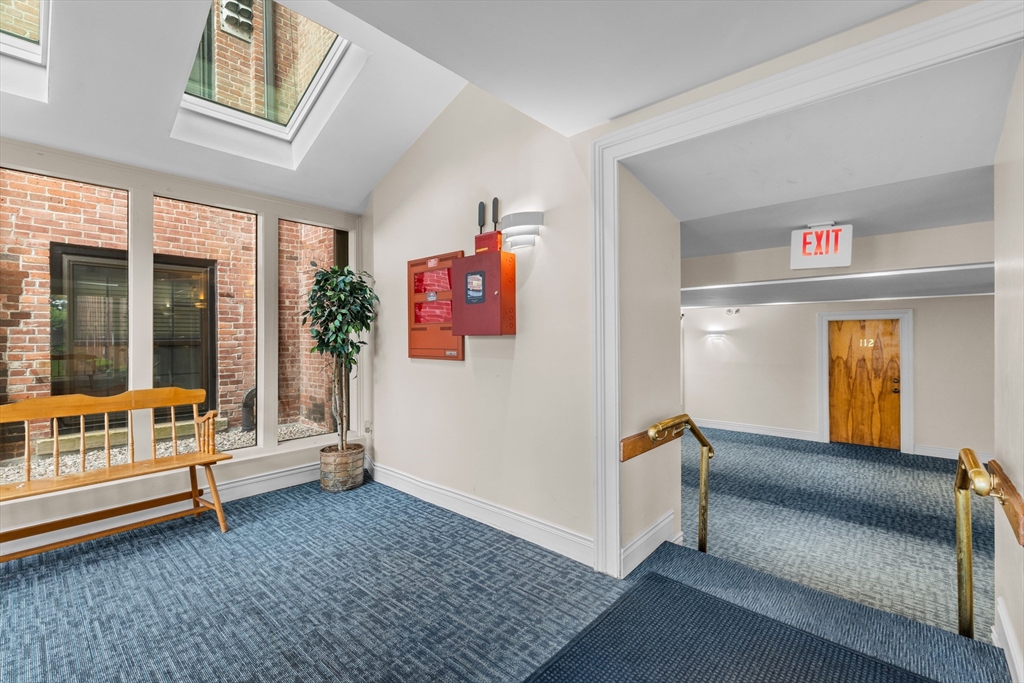 21 Linden St 210