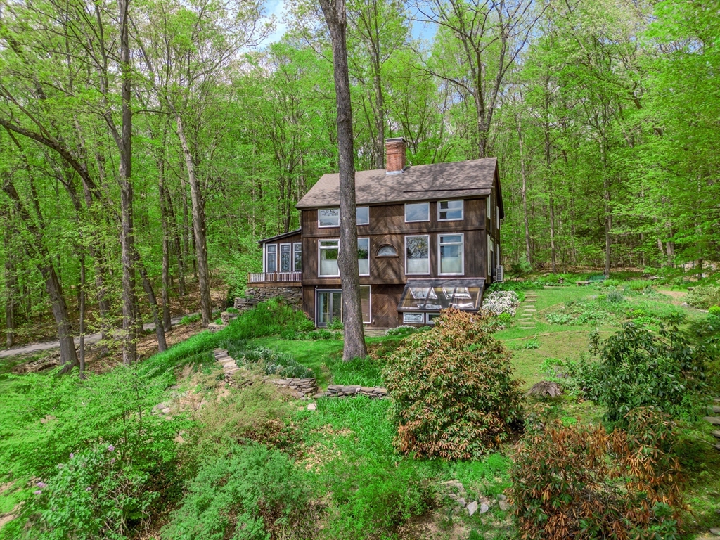 84 E Taylor Hill Rd
