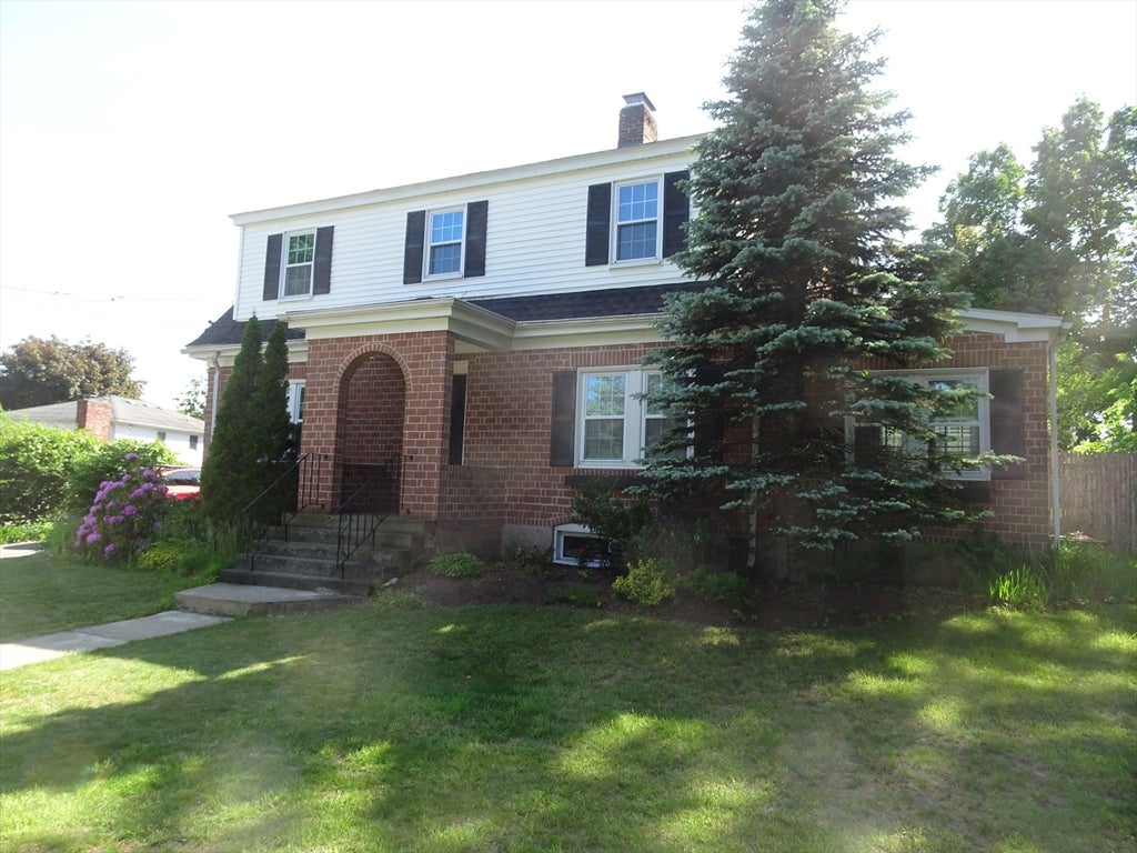 80 Center St