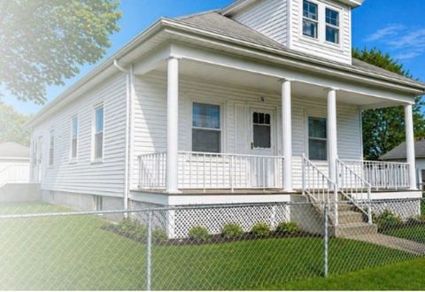 Photo of 76 Rosella Ave, Pawtucket, RI 02861 (MLS # 73511545)