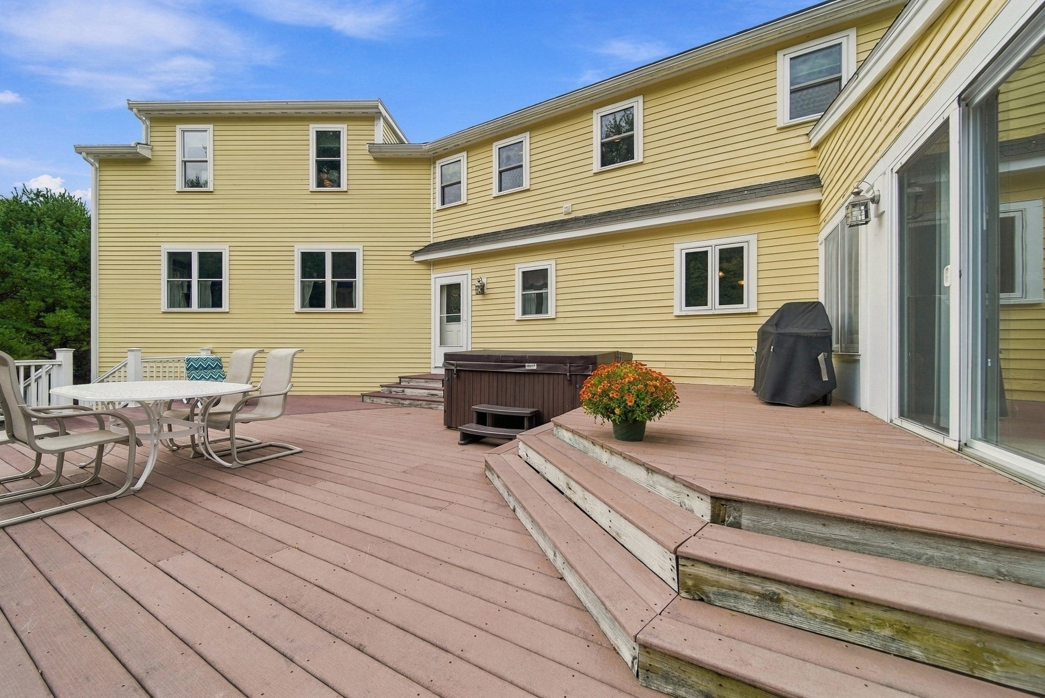 2 Nora Lane, Groveland, MA Photo #33
